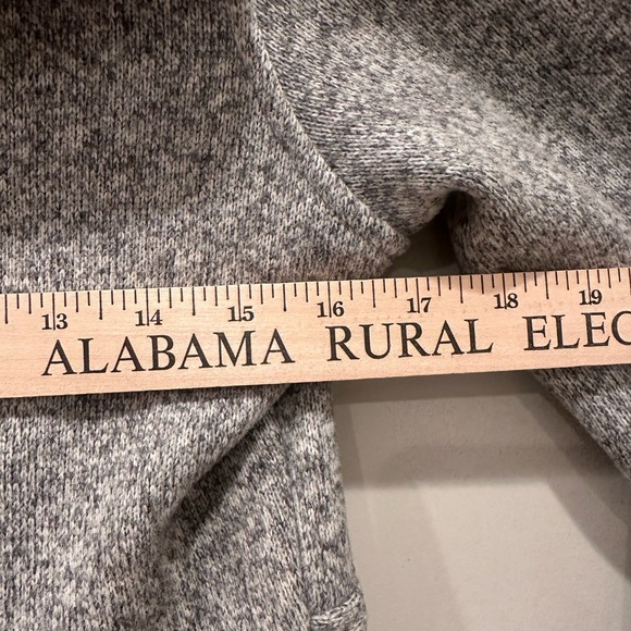 Patagonia Women's Gray Pea Coat Long Coat Neutral Classy Layer Cozy Sz S - Picture 4 of 11